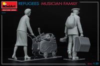 1/35 Mini Art - Refugees Musician Family - 38084