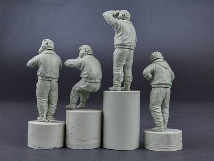 1/35 Mini Art - Soviet Tank Crew 1970-1980's Winter Uniform - 37063