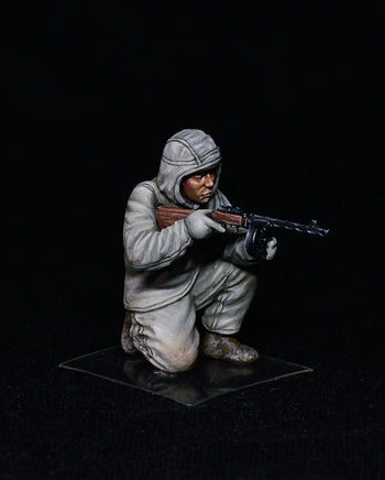 1/35 Mini Art - Soviet Assault Infantry (Winter Camouflage Cloaks) - 35226