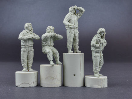 1/35 Mini Art - Soviet Tank Crew 1970-1980's Winter Uniform - 37063