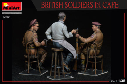 1/35 Mini Art - British Soldiers in Cafe - 35392