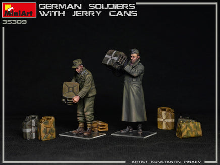 1/35 Mini Art - German Soldiers with Jerry Cans - 35286