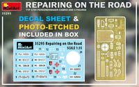 1/35 Mini Art - Repairing On The Road - 35295