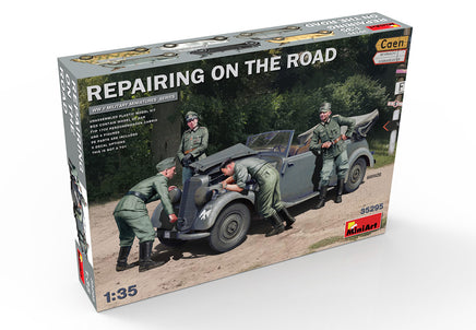 1/35 Mini Art - Repairing On The Road - 35295