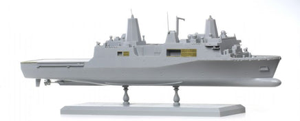 1/700 Dragon Model U.S.S. New York LPD-21 7110