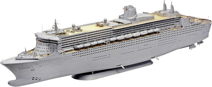 1/1400 Revell Germany Ocean Liner Queen Mary 2 05199
