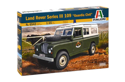 1/35 Italeri Land Rover Series III 109 "Guardia Civil" 6542