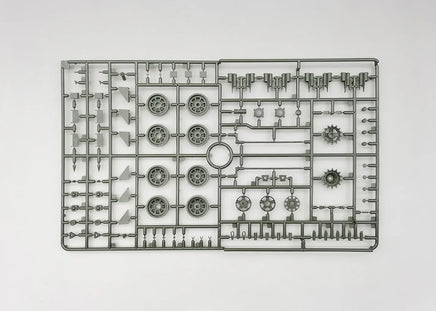 1/35 Amusing Hobby Russian Main Battle Tank T-72 "Ural" 35A052