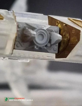 1/3300 Green Strawberry Deep Space Nine - The Station Fruit Pack BFP31