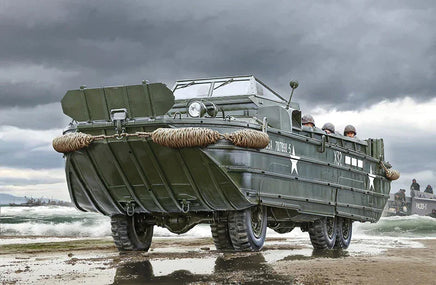 1/72 Italeri DUKW 2 ½ GMC Truck Amphibious Version 6392
