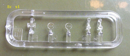 1/35 Gecko Models German 4x4 7.5cm Pak 40 Anti-Tank Gun Tractor C8 (Beutewagen) 35GM0073