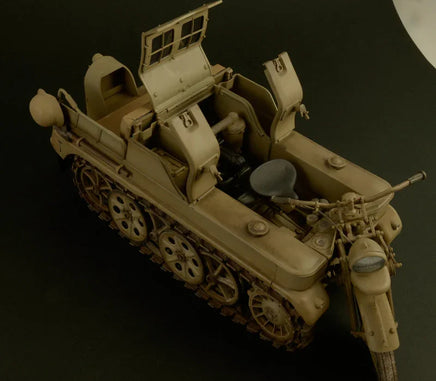 1/9 Italeri Kettenkrad - Sd.Kfz. 2 Kleines Kettenkraftrad Typ HK 101 7404