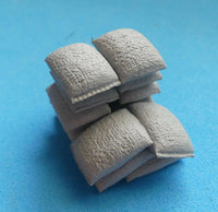 1/35 Gecko Models Vietnamese Farmer Cattle Cart Set 35GM0110