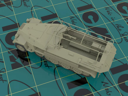 1/35 ICM Sd.Kfz.251/6 Ausf.A WWII German Armoured Command Vehicle 35102
