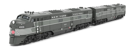 N Broadway Ltd EMD E7 A/B NYC 4009/4104 Full Lightning Stripe, A-Unit Paragon4 Sound/DC/DCC, Unpowered B-Unit 8769