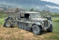 1/35 Italeri Sd. Kfz. 10 Demag D7 with 7.5cm leIG 18 and Crew 6595