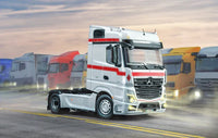 1/24 Italeri Mercedes-Benz MP4 Big Space 3948