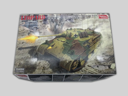 1/35 Amusing Hobby German Heavy Armored Reconnaissance Tank Leopard 35A004 - MPM Hobbies