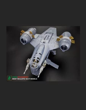 1/72 Green Strawberry Razor Crest - Fruit Pack Detail Set (AMT) BFP25