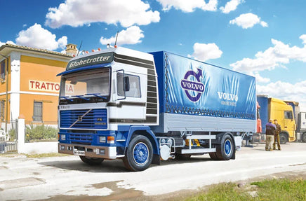 1/24 Italeri Volvo F16 Globetrotter Canvas Truck with Elevator 3945