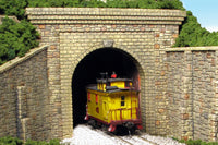 HO Monroe Tunnel Portal Random Stone Single-Track #112