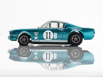 AFX Mega G+ 1965 Shelby Mustang GT350R Mark Donohue Blue/White 22071