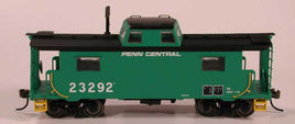 HO Bowser N8 Caboose Penn Central Plain Road #23318 - 43409
