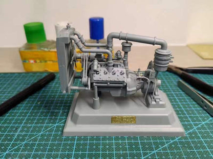 1/16 Gecko Models Universal Carrier Mk.I/II Ford V8 Engine Plastic Model Kit 16GM0017