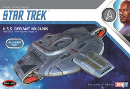 1/1000 Polar Lights Star Trek U.S.S. Defiant 952 - MPM Hobbies
