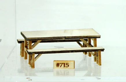 O Banta Modelworks Mess Hall Table and Bench 715 - MPM Hobbies