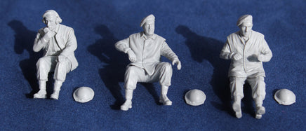 1/35 Riich British Commonwealth Universal Carrier Crew in Winter Uniform (1943-1945) 35028