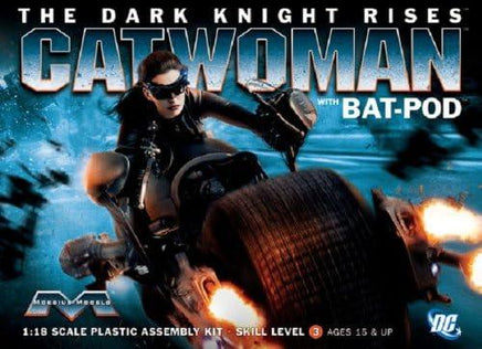 1/18 Moebius The Dark Knight Rises: Batpod with Catwoman 938 - MPM Hobbies