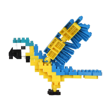 Nanoblock Blue-and-Yellow Macaw Birds 22135