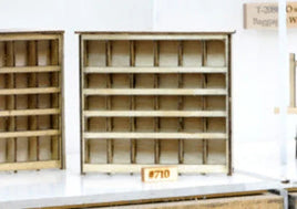 O Banta Modelworks Short Parts Bin 710