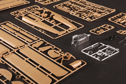 1/35 Hobby Boss Fieseler Fi-156U Storch 80184