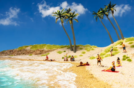 HO Woodland Scenic Accents Beach Goers A1962