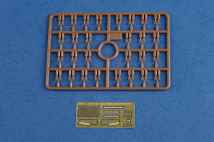 1/35 Hobby Boss Soviet T-37A Light Tank (Izhorsky) 83821