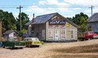 HO Woodland Carver's Butcher Shoppe BR5068