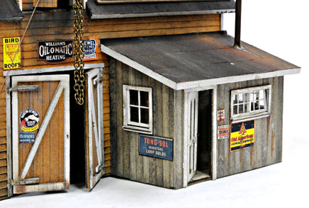 HO Banta Modelworks Crick Hollow Hardware & Miners Supply #2127