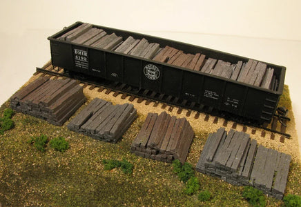 HO Monroe Weathered Railroad Tie Stacks (4-Pack) #2108