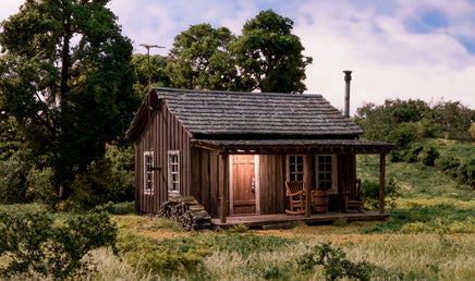HO Woodland Rustic Cabin BR5065