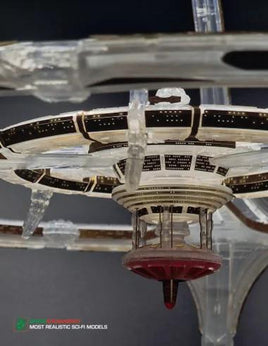 1/3300 Green Strawberry Deep Space Nine - The Station Fruit Pack BFP31