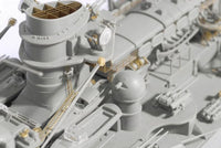 1/350 Dragon Model German Battleship Scharnhorst 1943 1040