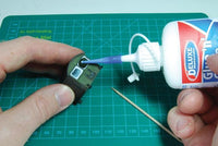 Deluxe Materials Glue 'n' Glaze AD55