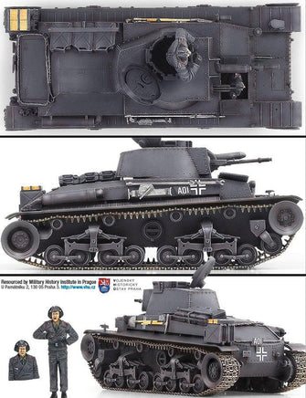 1/35 Academy German Light Tank Pz.Kpfw. 35(T) 13280