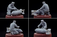 1/48 Sabre Model Doolittle Raid Part.B US Navy sailors paintting bombs 4803