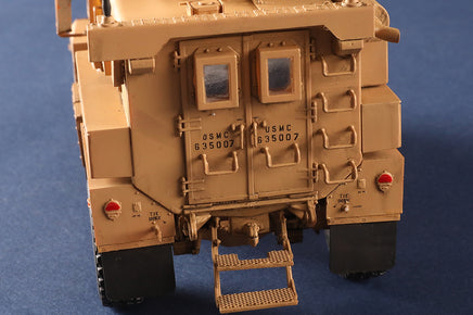 1/35 Hobby Boss Cougar 4x4 MRAP 80156