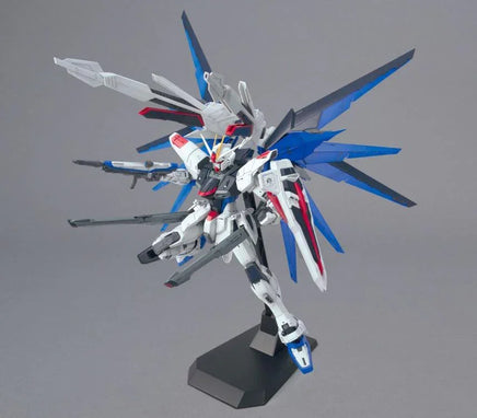 1/100 Bandai ZGMF-X10A Freedom Gundam 2.0 Model Kit 2316367 - MPM Hobbies