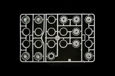 1/24 Italeri Scania 142H 6x2 Canvas 90762