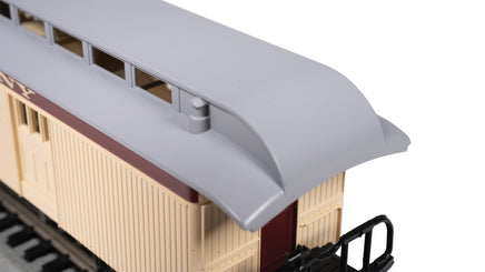 HO Bachmann Baggage Car (1860-1880 Era) - Old Colony Railroad #90 - 15306